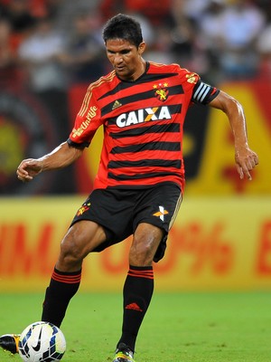 Durval Oficial! Durval tem nome publicado no BID e fica mais um ano no Sport