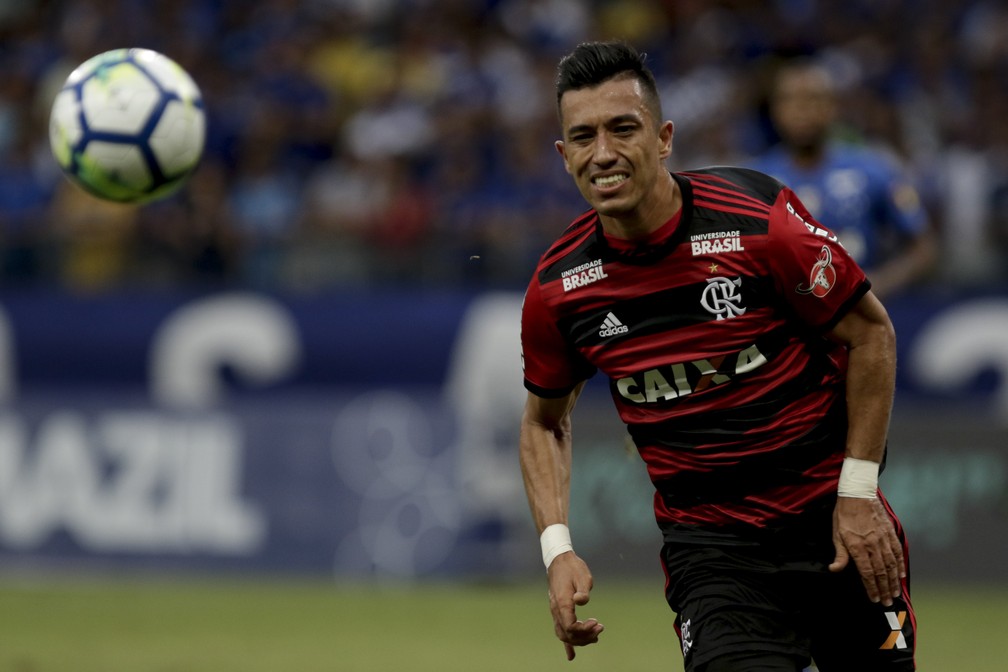Uribe passou de titular em 2018 a reserva em 2019, mas segue entrando e fazendo gols — Foto: Staff Images/Flamengo
