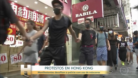 Hong Kong tem mais uma noite de caos, violência e provocações ao governo