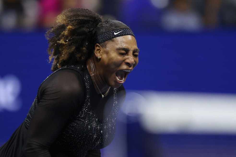 Serena Williams comemora ponto no segundo set — Foto: Elsa/Getty Images