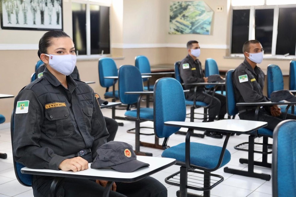 Após 15 anos sem concurso público, Governo do RN efetiva 1.022 novos policiais militares. — Foto: Sandro Menezes/Reprodução