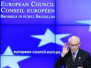 Presidente do Conselho Europeu, Herman Van Rompuy, participa de coletiva de imprensa em Bruxelas attends a news conference at the end of a European Union leaders summit in Brussels (Foto: Reuters)