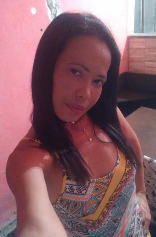 'Escuta, Márcio, o tiro', disse mulher morta por bala perdida em Belford Roxo pouco antes de ser atingida