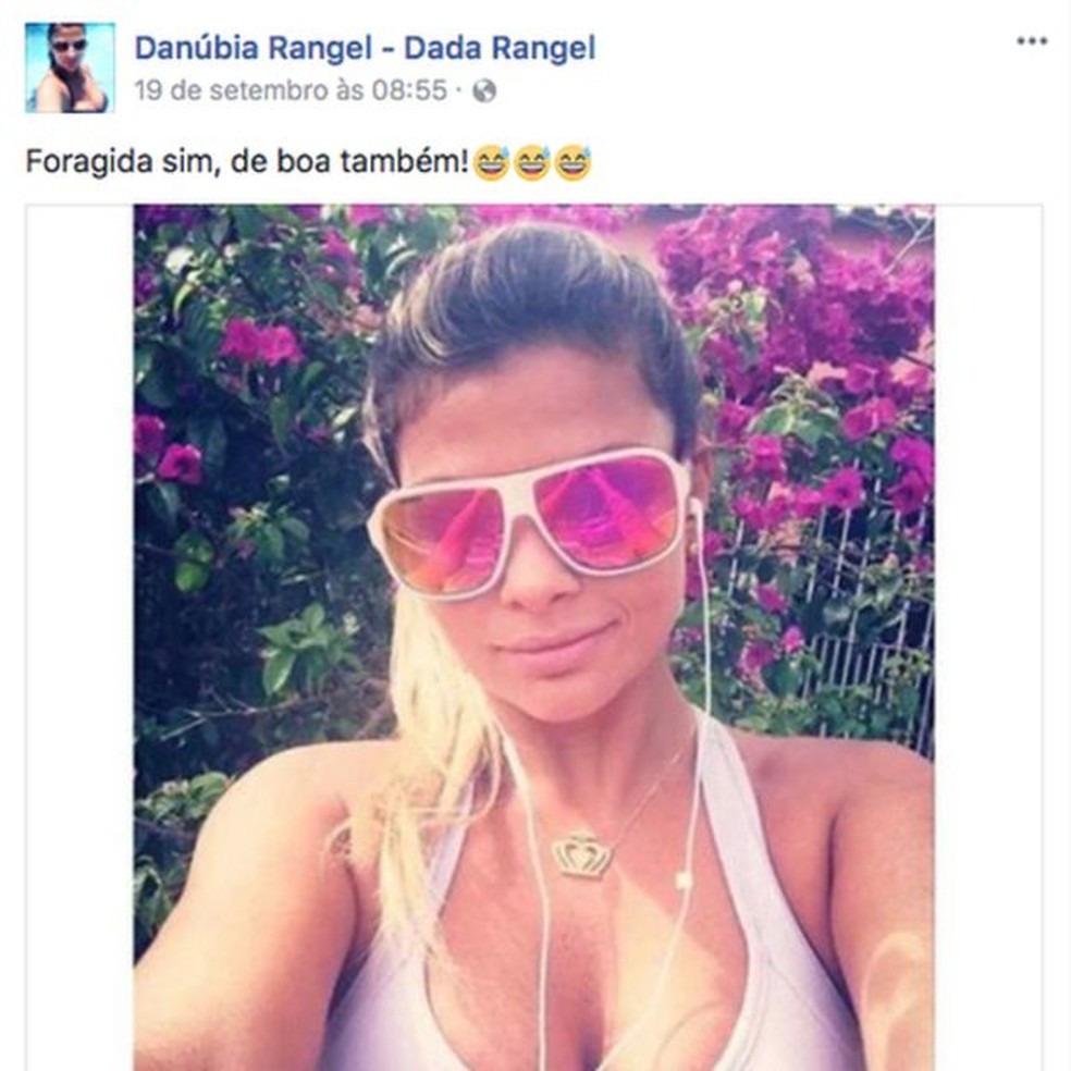 Danúbia, que aparece em conta no Facebook que seria sua, é a quarta esposa de Nem (Foto: Reprodução/Facebook)