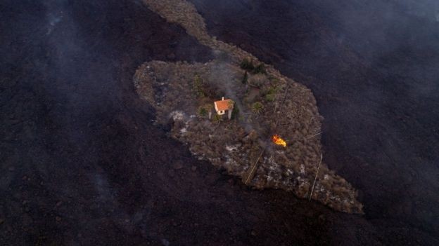 Vulcão (Foto: ALFONSO ESCALERO via BBC)