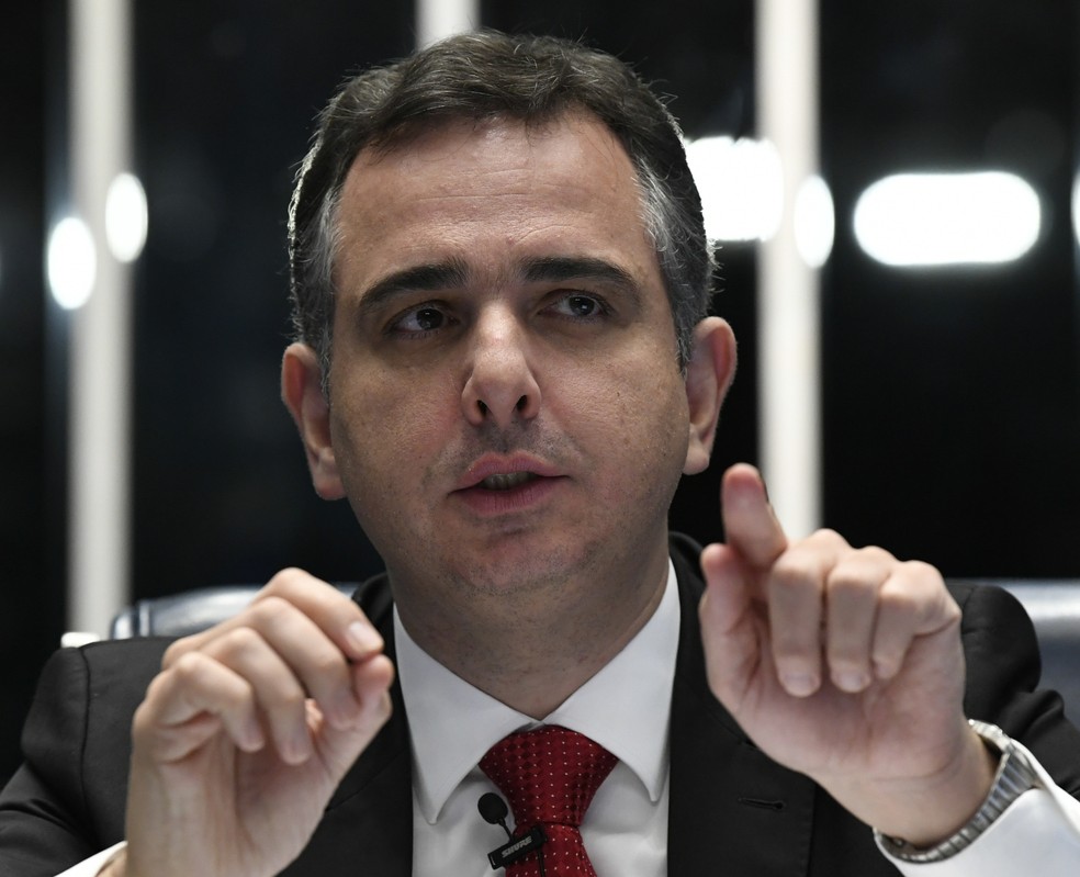 Pacheco se reúne com apoiadores e a presença de um senador chama a atenção  | Política | Valor Econômico