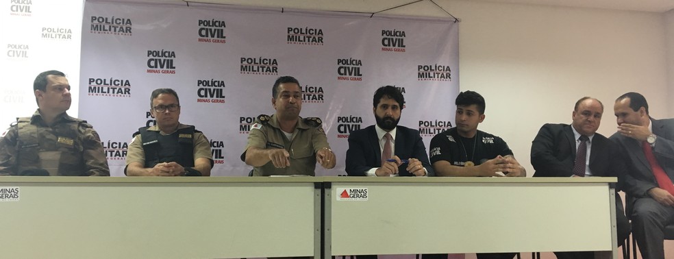 Representantes das Polícias Civil e Militar falaram da força-tarefa criada para combater explosão de caixas eletrônicos na região (Foto: Carina Lelles/G1)
