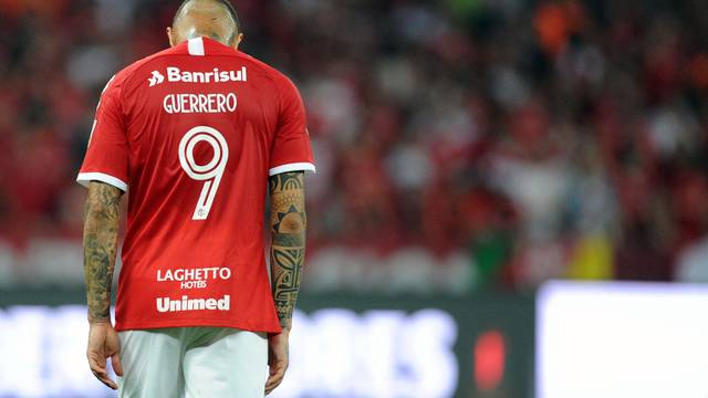 Guerrero não conseguiu sequer levar perigo ao setor defensivo do Flamengo