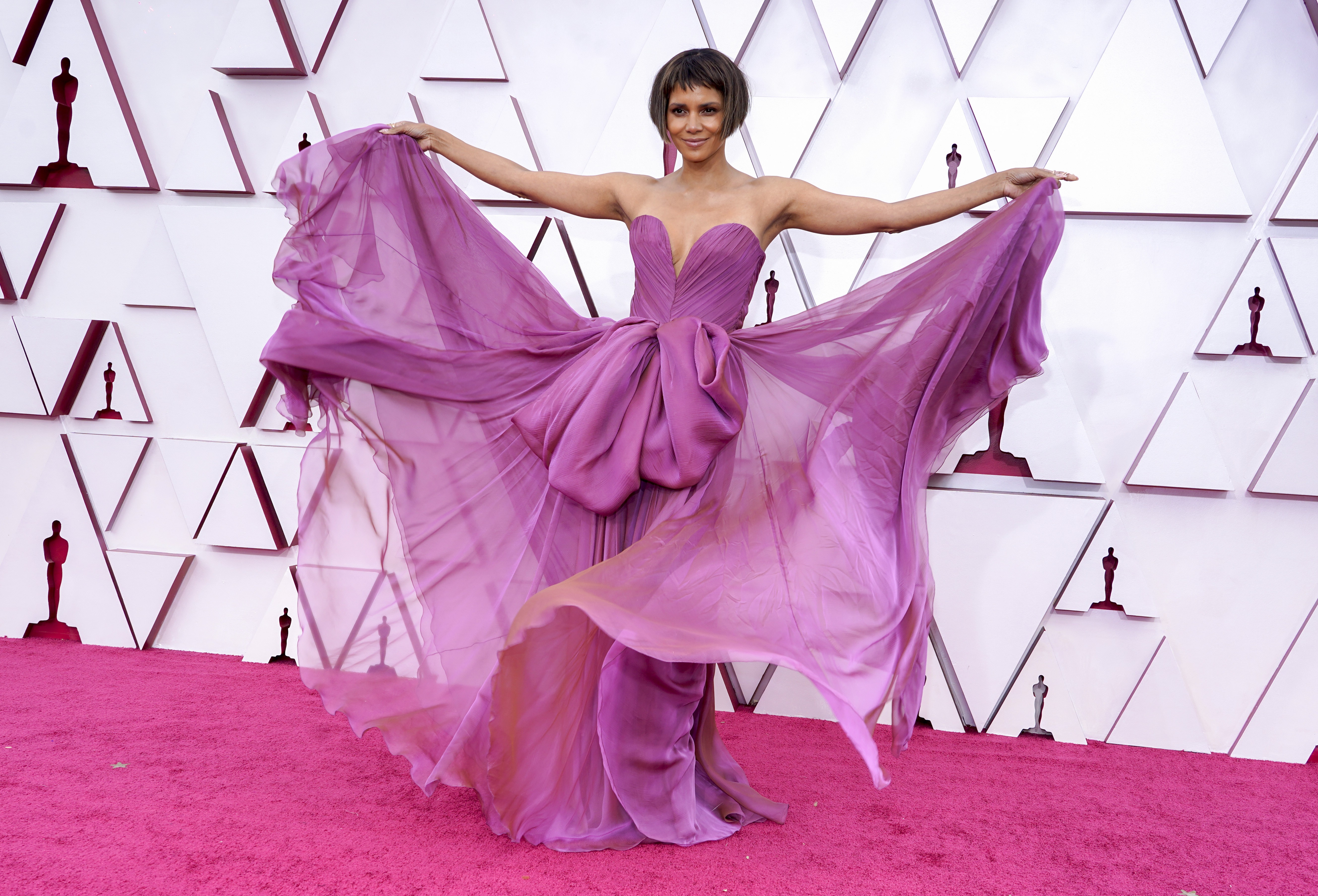 LOS ANGELES, CALIFORNIA – APRIL 25: Halle Berry attends the 93rd Annual Academy Awards at Union Station on April 25, 2021 in Los Angeles, California. (Photo by Chris Pizzello-Pool/Getty Images) (Foto: Getty Images)