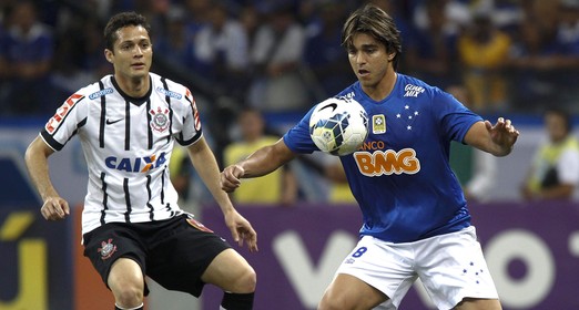 Cruzeiro já esquece revés no Mineirão e foca em duelo contra Fla no Rio