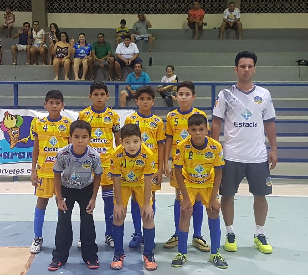Invictos e com 100% de aproveitamento: meninos do Constelação lideram o Estadual de Futsal Sub-10 (Foto: Arquivo Pessoal)