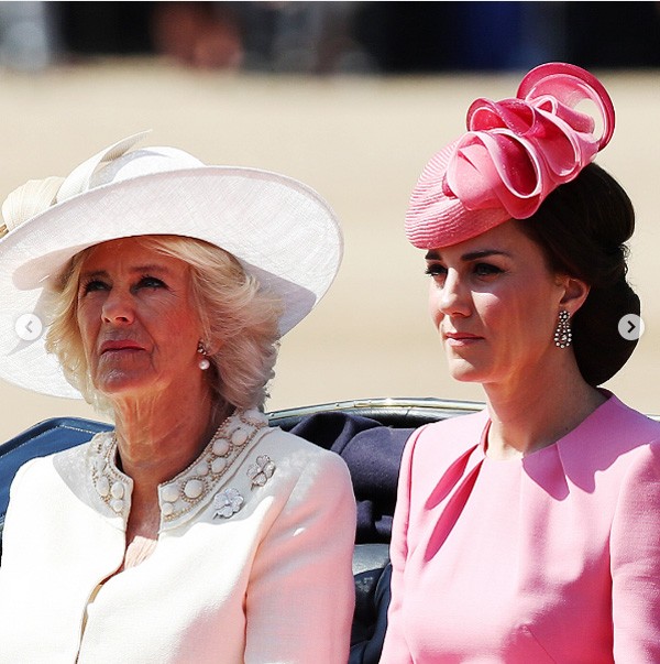 Camille e a nora Kate em desfile da família real (Foto: Reprodução Instagram)
