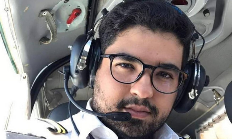 Gustavo Carneiro, sul-mato-grossense que pilotava avião que caiu no mar — Foto: Reprodução/Redes sociais