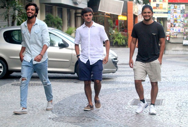 Rodrigo Simas, Felipe Simas e Bruno Gissoni (Foto: Agnews)