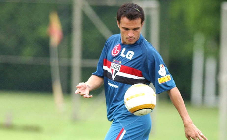 No Meio De Lendas Do Sao Paulo Falcao Nao Esconde Emocao Nao Importa Se Irei Jogar Futsal Ge
