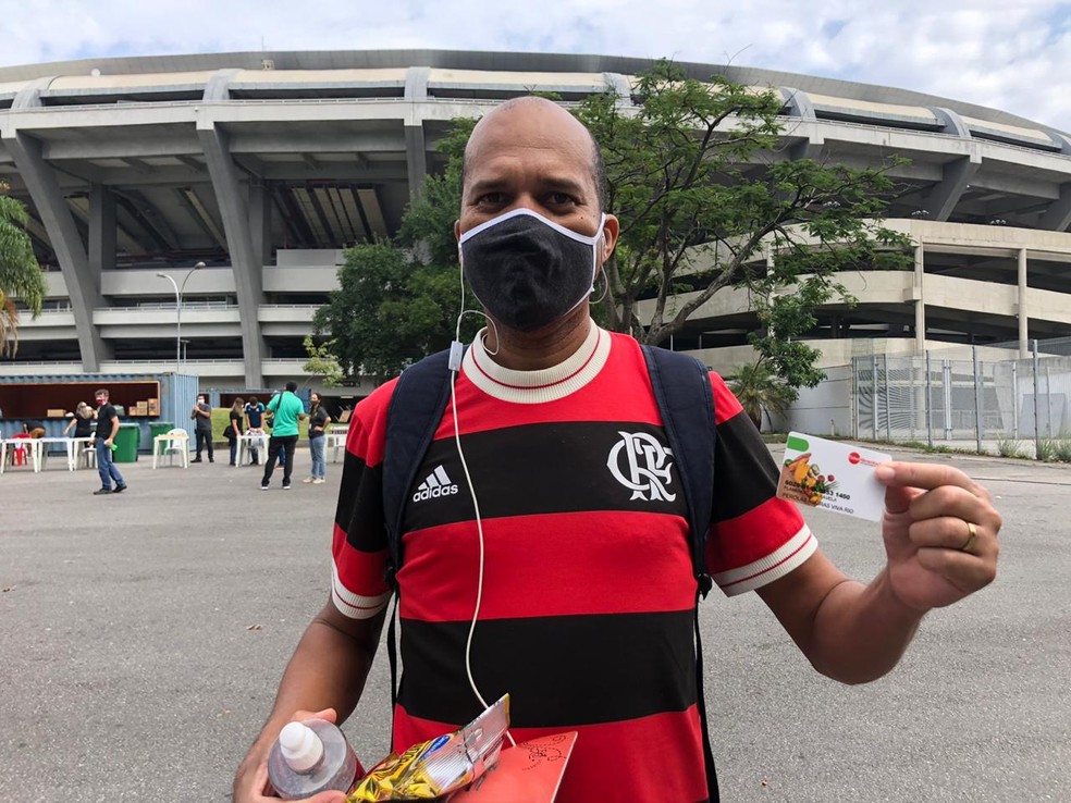 Flamengo inicia distribuição de cartão alimentação e equipamentos de proteção no Maracanã
