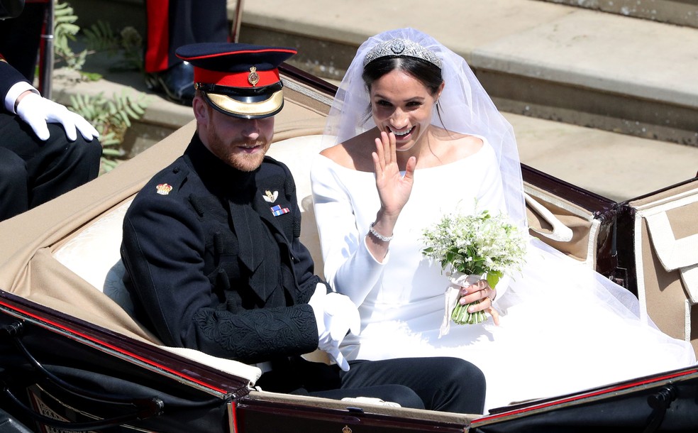 PrÃ­ncipe Harry e Meghan Markle deixam a Capela de SÃ£o Jorge depois do casamento (Foto: Andrew Matthews/Pool via Reuters)
