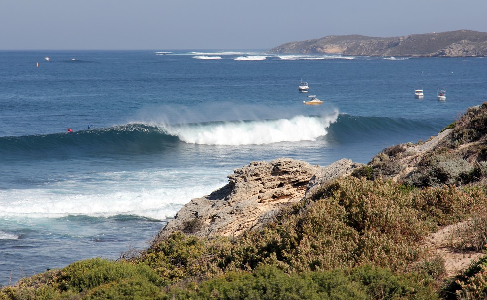 A "desconhecida" Rottnest Island tem direitas e esquerdas — Foto: Majeks / WSL