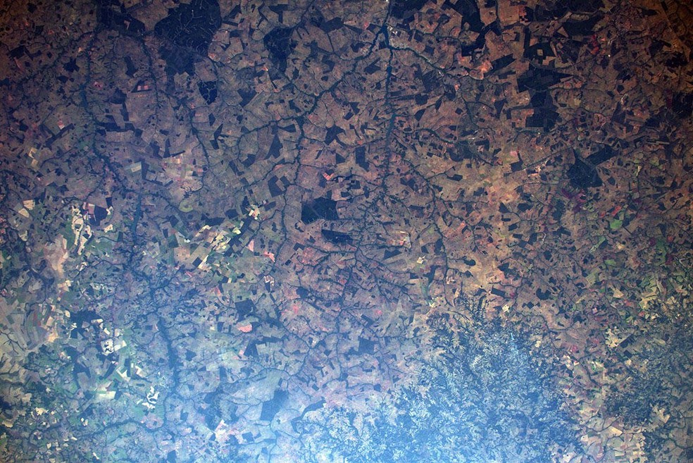 Astronauta italiano Luca Parmitano registrou a fumaça das queimadas na Amazônia nesta semana — Foto: Luca Parmitano