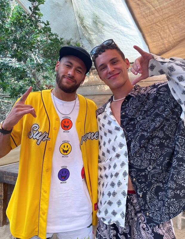 Neymar e Arón Piper (Foto: Reprodução/Instagram)