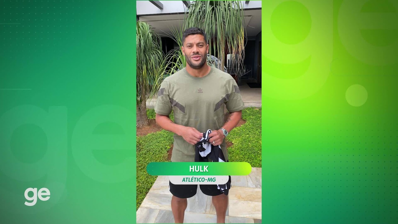 Hulk envia camisa do Atlético-MG para torcedor que sofreu agressão ao invadir campo