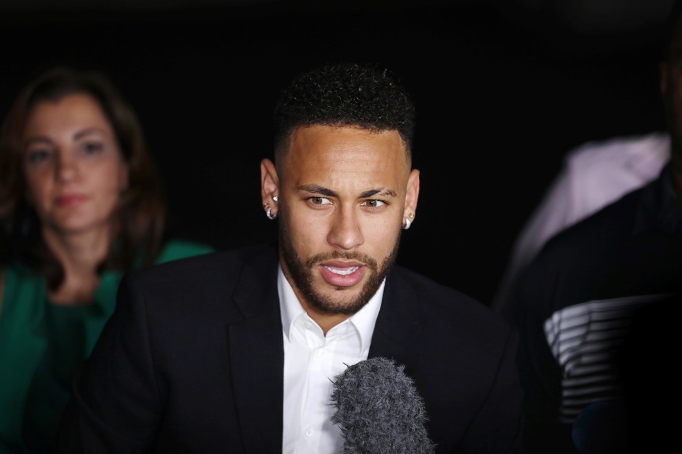 Neymar se recupera de lesÃ£o no tornozelo â Foto: Reuters