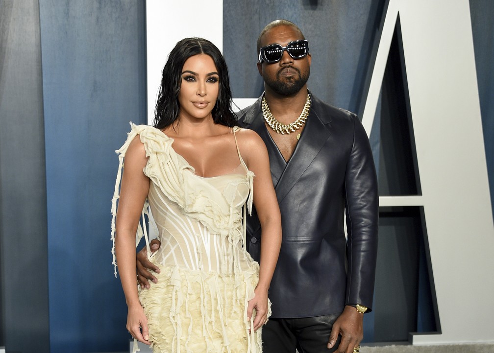 Após polêmicas, Kanye West pede perdão a Kim Kardashian: 'Sei que te  machuquei' | Pop & Arte | G1
