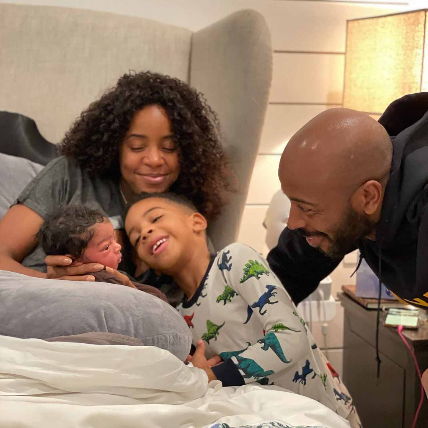 Cantora Kelly Rowland com o marido e os filhos (Foto: Instagram)