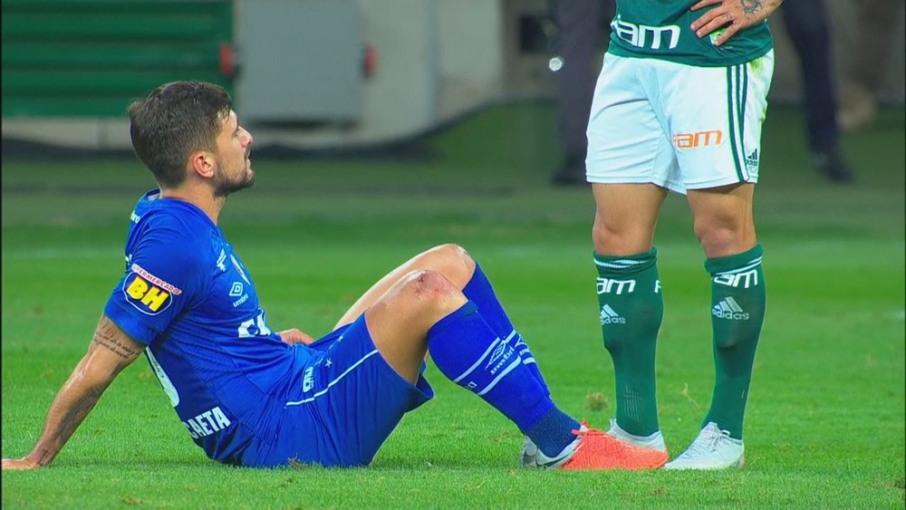 À espera de Arrascaeta: Cruzeiro aguarda recuperação de meia para confrontos decisivos