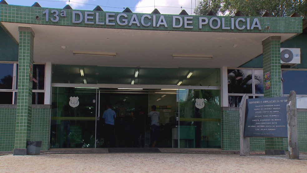 Fachada da 13ª DP, em Sobradinho, no DF — Foto: TV Globo/Reprodução