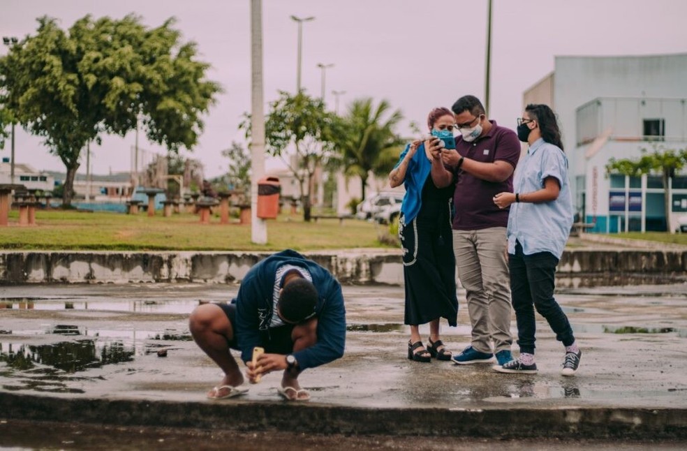 Oficina de fotografia com o celular está entre as atividades da Semana da Juventude em Cabo Frio — Foto: Divulgação/Prefeitura