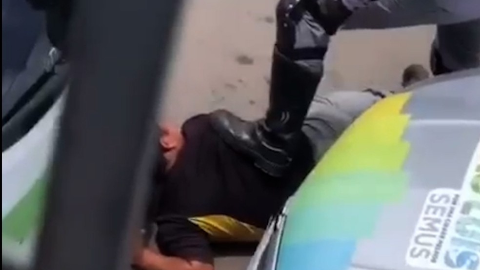 Everton da Silva Pereira, de 26 anos, foi preso em flagrante após roubar ótica em São Luís. — Foto: Reprodução