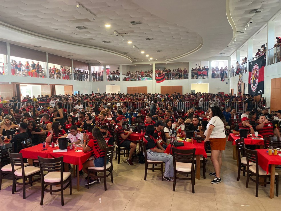 Torcida Acrefl&aacute;naticos reunida para a final da Libertadores 2023 &mdash; Foto: Cr&eacute;ditos: Cassius