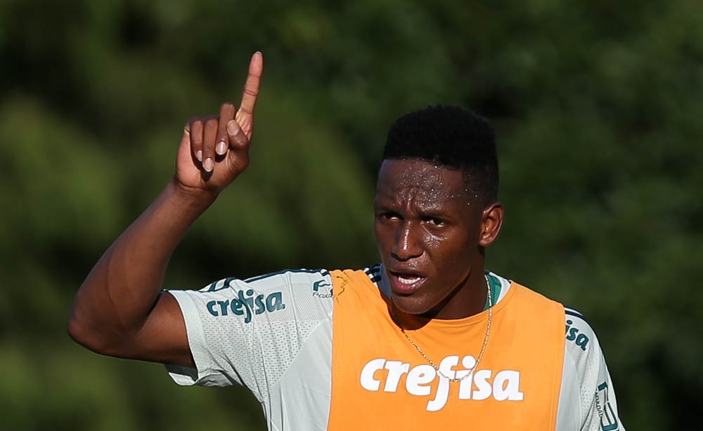 Verdão aguarda sinalização de Mina e fala em 