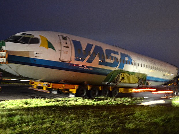 O Boeing 737 da Vasp será transformado agora em um espaço de festas (Foto: Thaisa Figueiredo/G1)