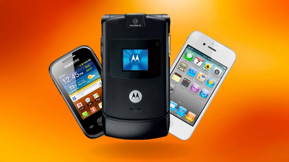 Celulares icônicos Motorola V3, iPhone 4 e galaxy pocket — Foto: Danilo Paulo/TechTudo