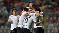 Corinthians carimba vaga nas oitavas da Liberta com 7 a 2 (AFP)