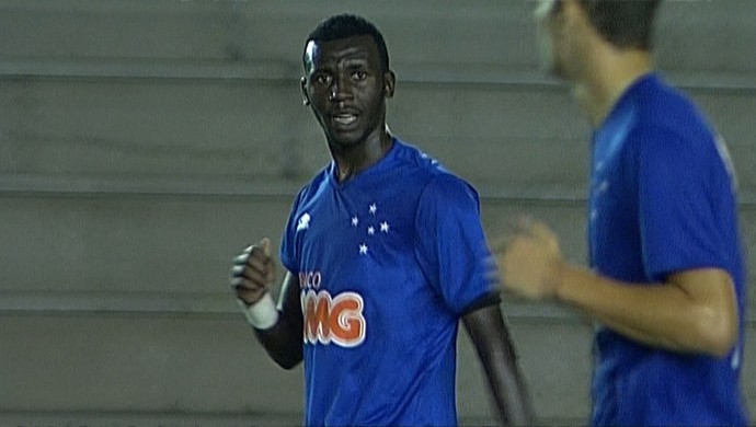 Allano, meia da equipe sub-20 do Cruzeiro (Foto: Reprodução/SporTV)