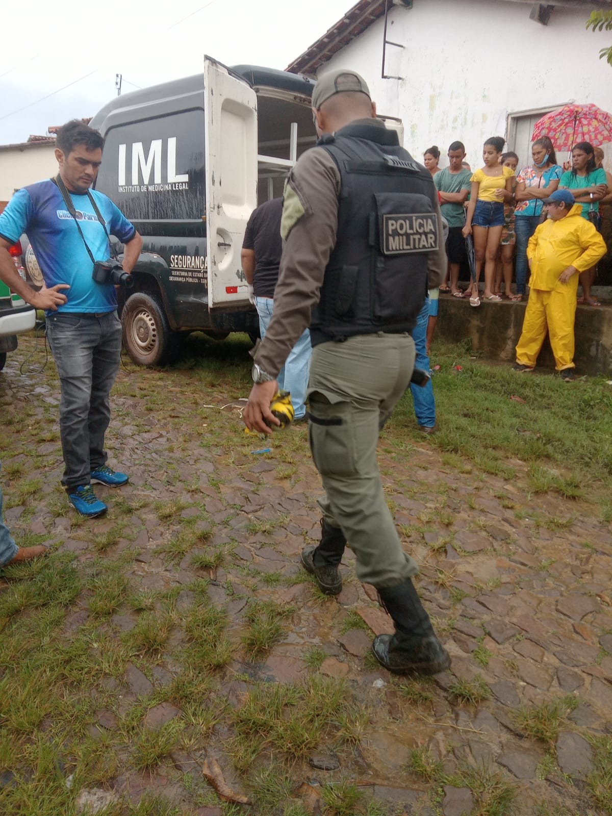 Homem é Morto A Tiros E Amigo é Baleado Na Porta De Casa Em Buriti Dos Lopes Norte Do Piauí 