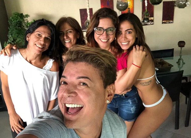 David Brazil em churrasco na casa de Anitta (Foto: Reprodução/Instagram)