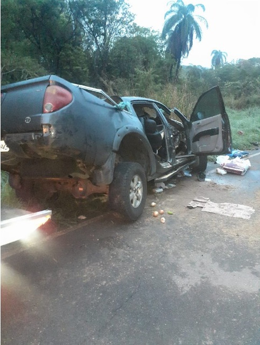 Motorista morre após capotamento em rodovia na Serra do Cipó  — Foto: Polícia Militar Rodoviária