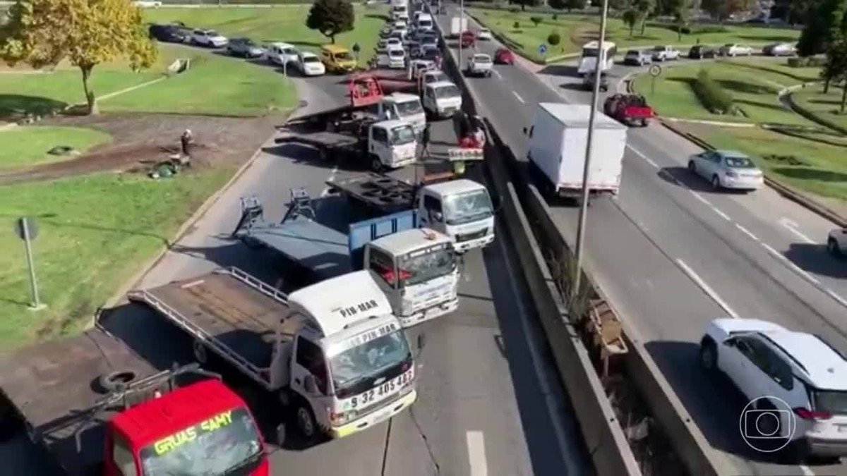 En menos de dos meses como presidente de Chile, Gabriel Boric enfrenta paro nacional de camioneros |  periódico globo