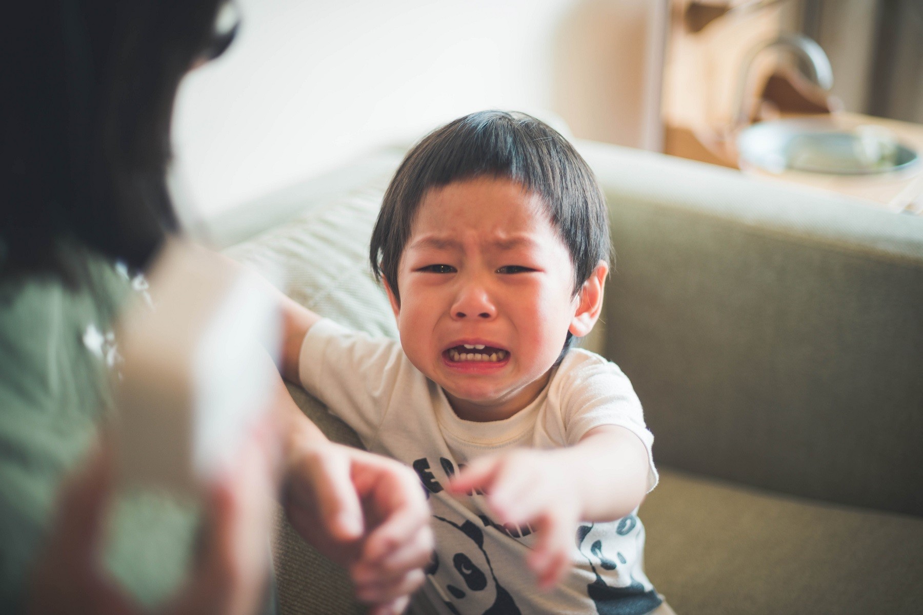 Como acolher a criança em um ataque de birra? (Foto: Getty Images)