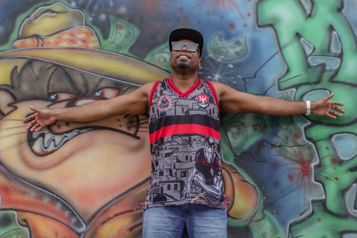 Buchecha se proclama ‘guerreiro de fé’ e exalta a favela em funk com batida de DJ Hunter |  Weblog do Mauro Ferreira