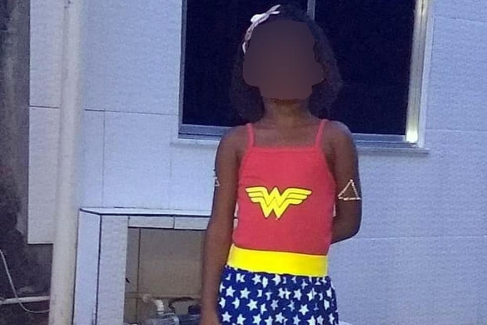 Menina torturada e morta tinha 6 anos — Foto: Reprodução/Redes sociais