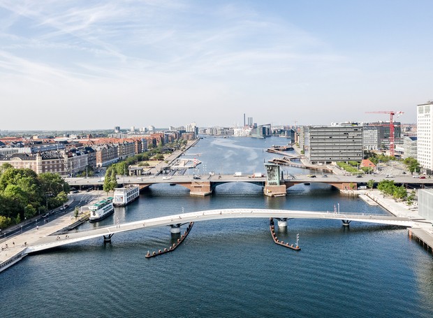 Ponte Lille Langebro, um projeto da parceria entre os escritórios WilkinsonEyre e Urban Agency (Copenhagen, Dinamarca) (Foto: Reprodução / Rasmus Hjortshøj)