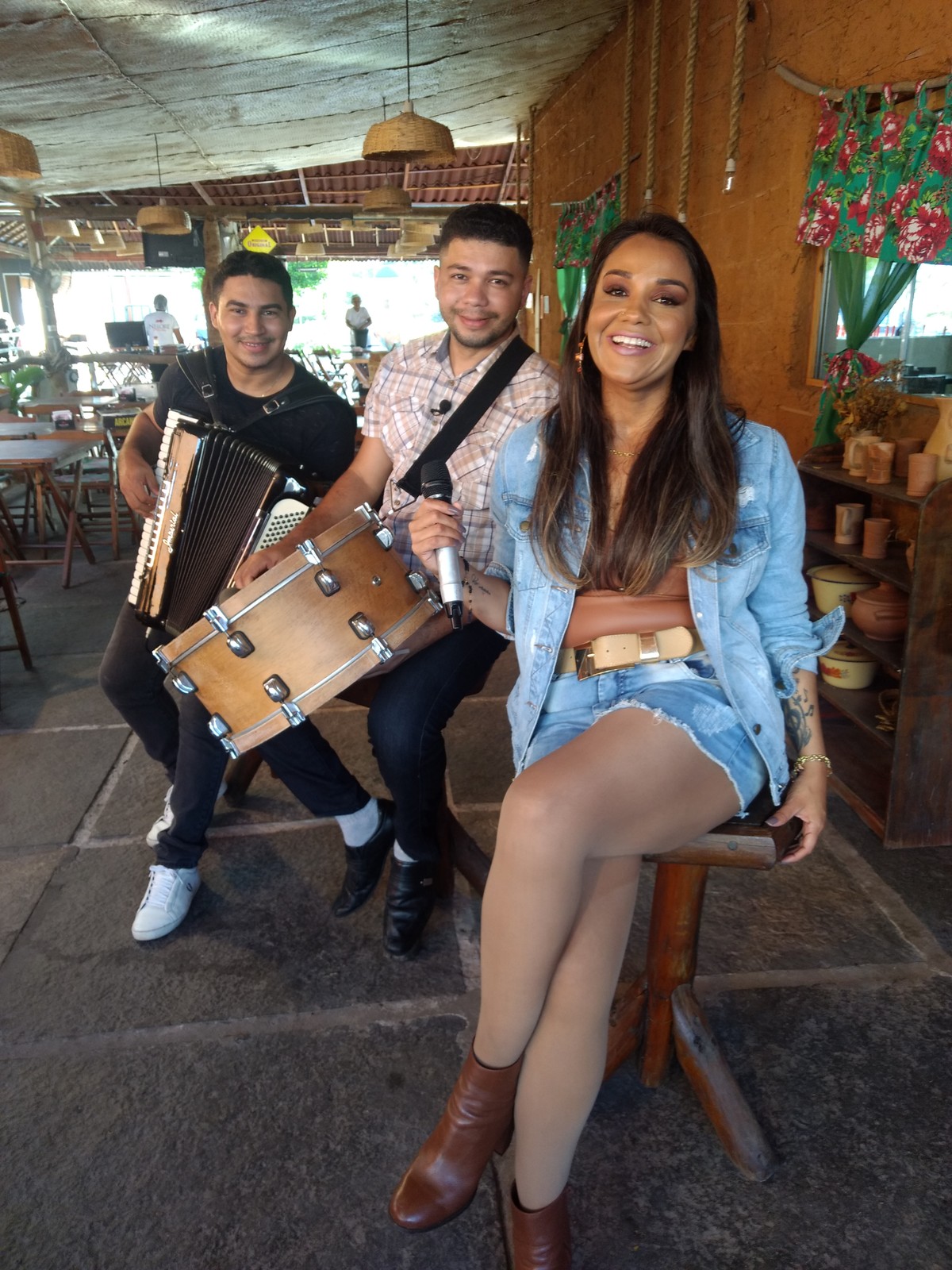 Walkiria Estarley lança clipe e comemora nova fase na ...