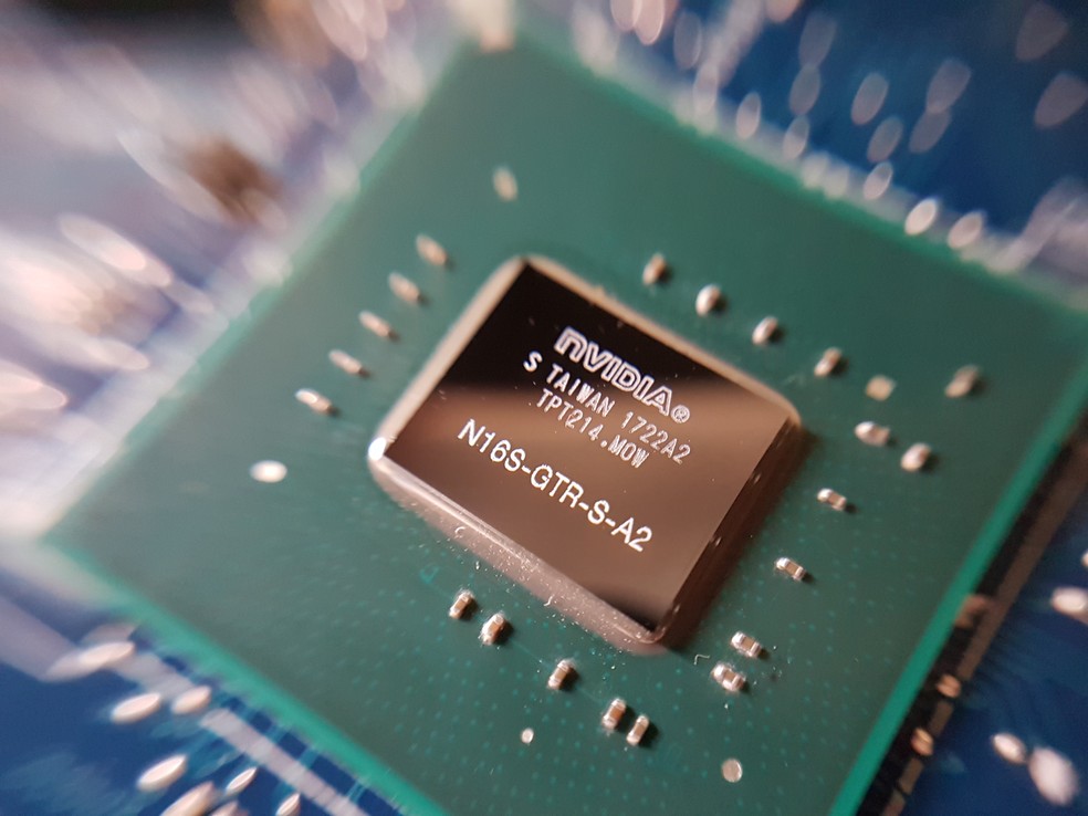 Em versões mais antigas do Windows, o processo de escolha da placa dedicada era realizado por meio dos drivers de AMD e Nvidia — Foto: Filipe Garrett/TechTudo