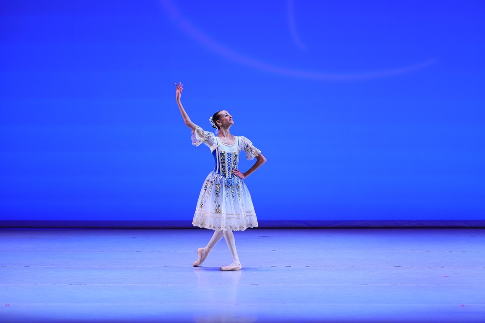 Bailarina do RS conquista prêmios em competição de balé nos Estados Unidos — Foto:  LK Studios