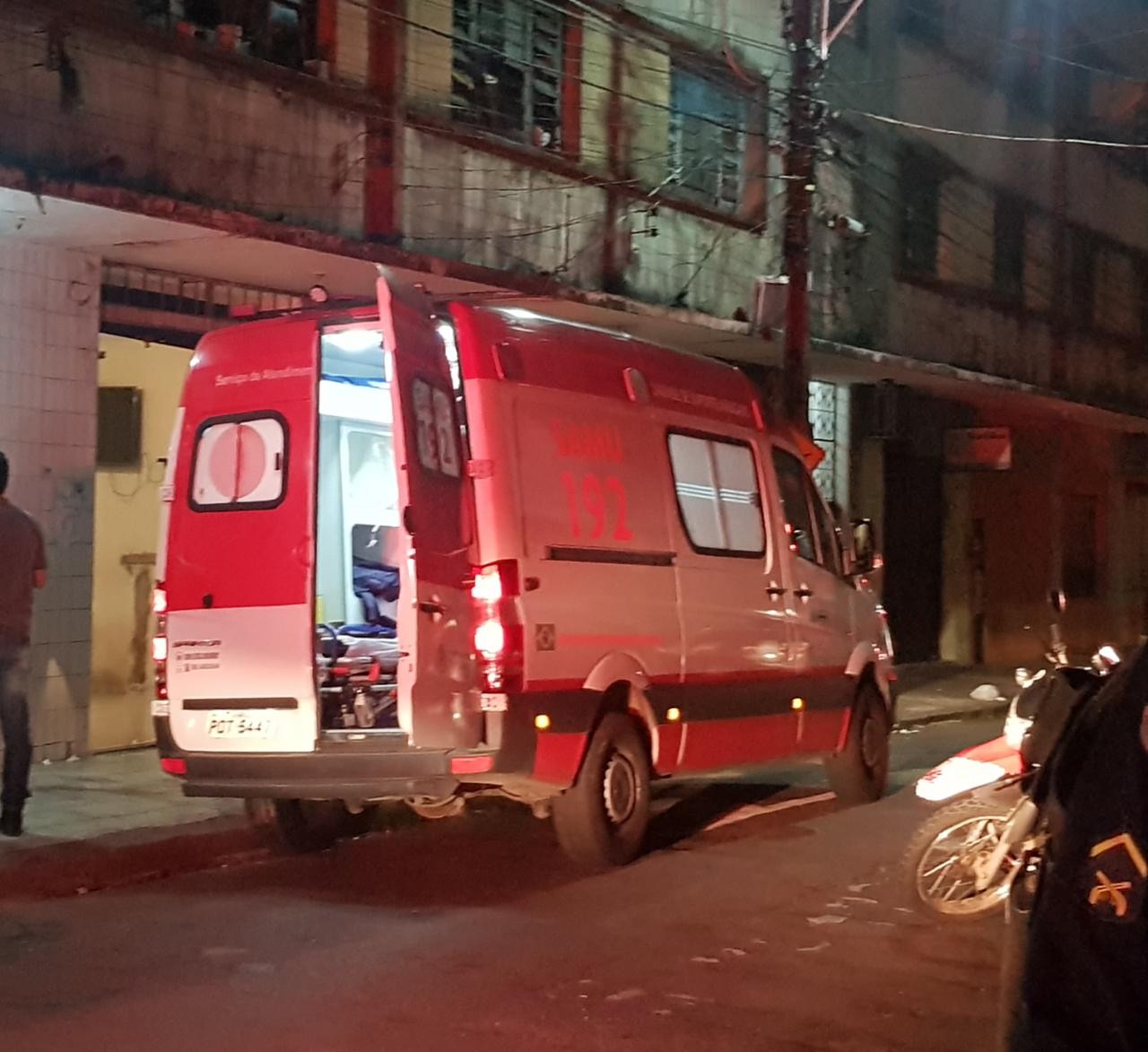 Adolescente é morto a tiros em bar no Centro de Fortaleza